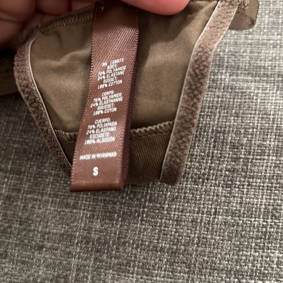 Skims Micro Thong - Picture 10 of 14